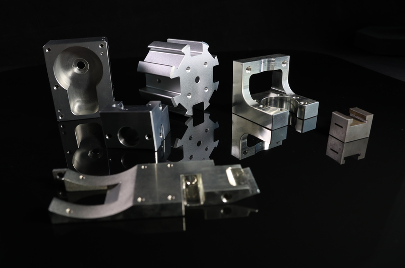 how to choose cnc machining material_metals
